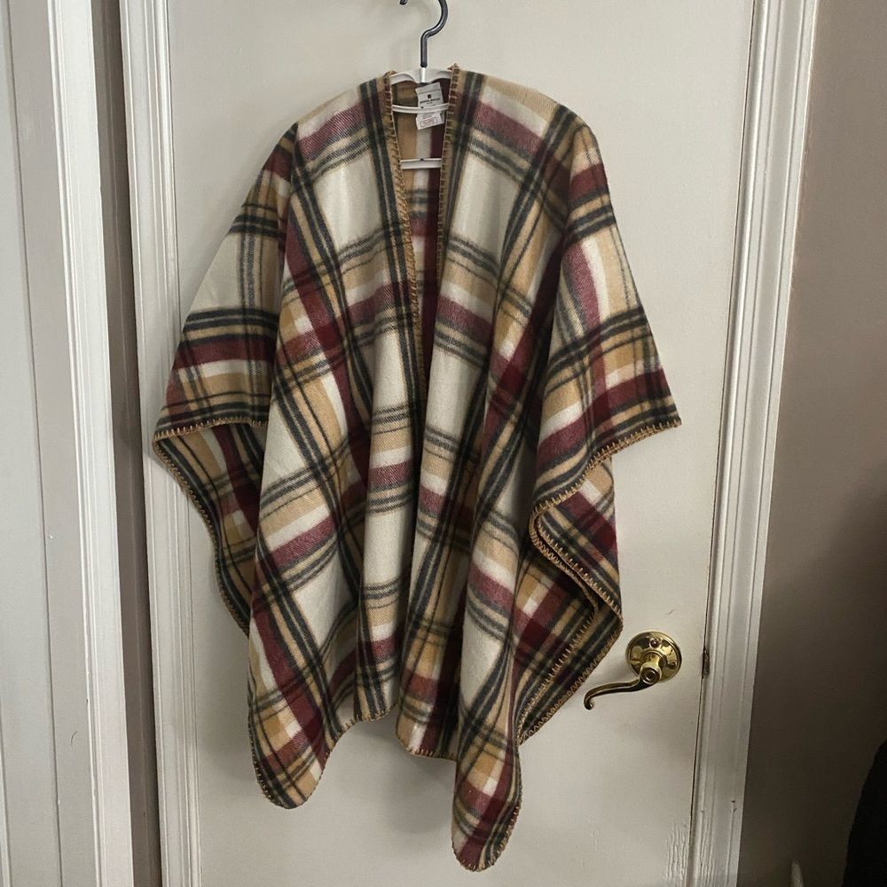 Woolrich Blanket Cape Ruana